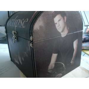  Twilight Eclipse Vintage Carrying Case   Jacob: Everything 