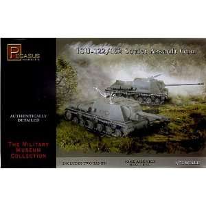   ISU122/152 Soviet Assault Gun Tanks (2) (Snap Kit) (Pla: Toys & Games