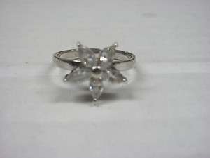 PRETTY WHITE STONE STERLING SILVER FLOWER RING  
