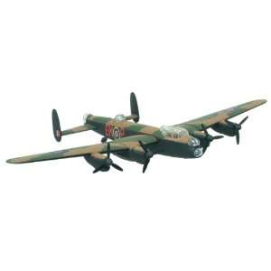   144 Scale WB99635 Avro Lancaster 207 Squadron RAF 1942 Toys & Games