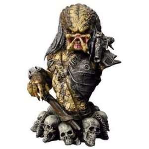  Predator 2 Elder Mini Bust: Toys & Games