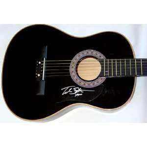  WWE Trish Stratus Autographed Signed Guitar: Everything 