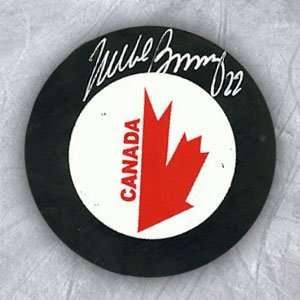 Autographed Mike Bossy Puck   Canada Cup:  Sports 