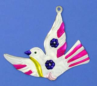   ORNAMENT DEPICTING A WHITE DOVE PERFECT FOR HOME DECORATION