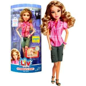 2010 LIV Real Girls   Real Life Schools Out Series 12 Inch Doll 