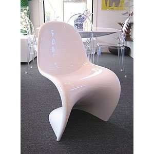  Vitra Panton Classic White Chair: Sample Sale: Kitchen 