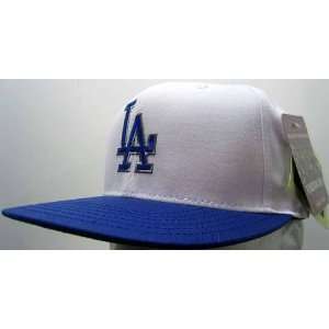  Los Angeles Dodgers Vintage Retro Snapback Cap: Sports 