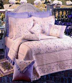 LAVENDER TRELLIS PURPLE EMBROIDERY on IVORY WHITE TWIN QUILT  