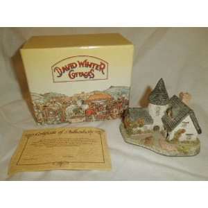  David Winter Cottages   Vicarage 1985   NEW IN BOX with 