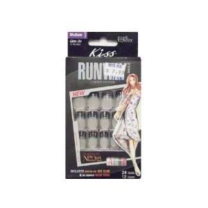   / Runway Nails Limited Edition Medium Glue on Nails # 52915 KOR06X