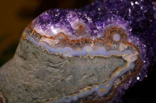 AMETHYST CLUSTER/W AGATE BORDER AND CALCITE AC 560  