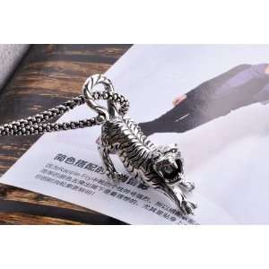  Personality Jewelry Tiger Pendant Hunters Necklace Mens 