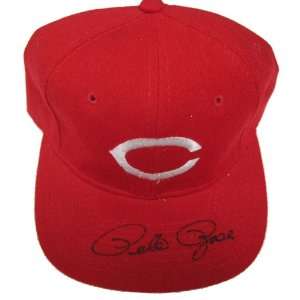  Pete Rose Autographed Baseball Cap: Sports Collectibles