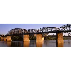 Bridge over the River, L and N Bridge, Ohio River, Covington, Kentucky 