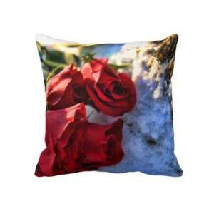  Roses In The Snow Throw Pillow: Home & Kitchen