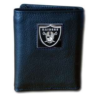   Oakland Raiders NFL Trifold Wallet in a Window Box: Sports & Outdoors