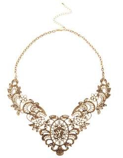 Cute Gold Plated Lace Pattern Symmetry Metal Flower Amazing Necklace 