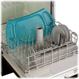 Sanitize feeding tray right in the dishwasher!