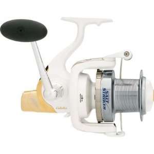 Fishing: Cabelas Salt Striker Surf Spinning Reel:  Sports 