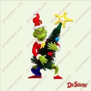  GRINCH   TREE NAPPER 2005 Hallmark Ornament QXI6162: Home 