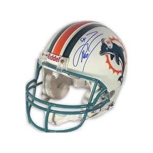   autographed Football Mini Helmet (Miami Dolphins): Everything Else