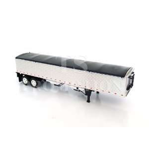  1:32 scale Grain hauler (trailer only): Toys & Games