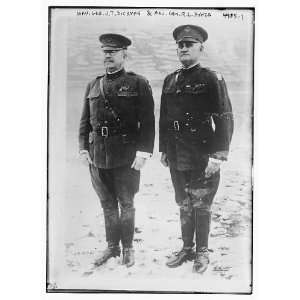  Maj. Gen. J.T. Dickman & Maj. Gen. R.L. Howze