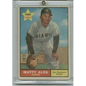 1961 Matty Alou San Francisco Giants RC Card # 327:  Sports 