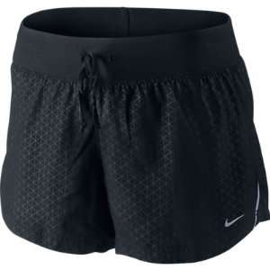  NIKE FABRIC MIX RELAY SHORT (WOMENS): Sports & Outdoors