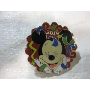  Disney Pin Holiday Set Mickey Mouse Smiling and Squinting) 2010 