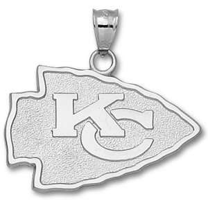  Kansas City Chiefs NFL Logo 7/8 Pendant (Silver): Sports 