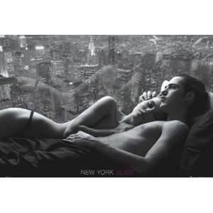 New York Bliss Kiss Love Romantic Photography Poster 24 x 36 inches 