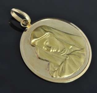   Italian Estate Vintage 18K Yellow Gold Madonna Religious Medal Pendant