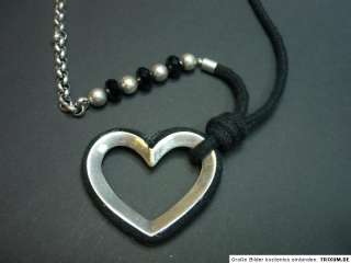 Halskette mit Herzanhänger  