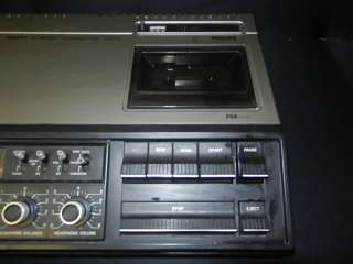 You are looking at a vintage Philips Stereo cassette deck   Circa 1976 