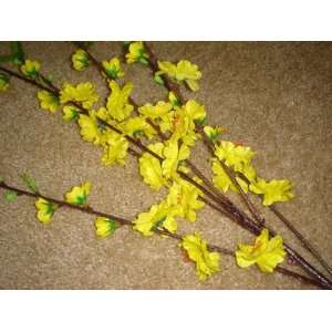  One single Stick of Plastic Artificial Yellow Flower (Hoa 