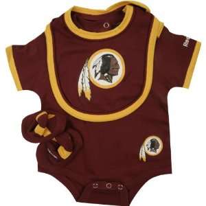    Washington Redskins 2009 Newborn Creeper, Bib & Bootie Set: Baby