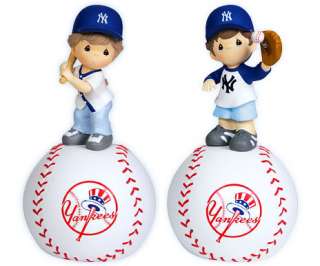   PRECIOUS MOMENTS Figurine MLB NEW YORK YANKEES NY Baseball MUSIC BOX