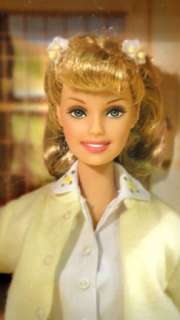 Grease Sandy OLIVIA NEWTON JOHN Barbie Doll NRFB  