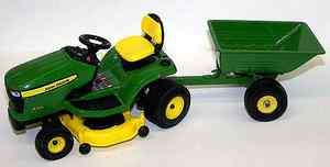 ERTL 1:16 JOHN DEERE X324 Lawn Tractor / 4wheel steering & deck, and 