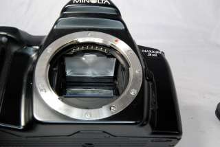 Minolta Maxxum 3xi 35mm SLR Film Camera body only works good  